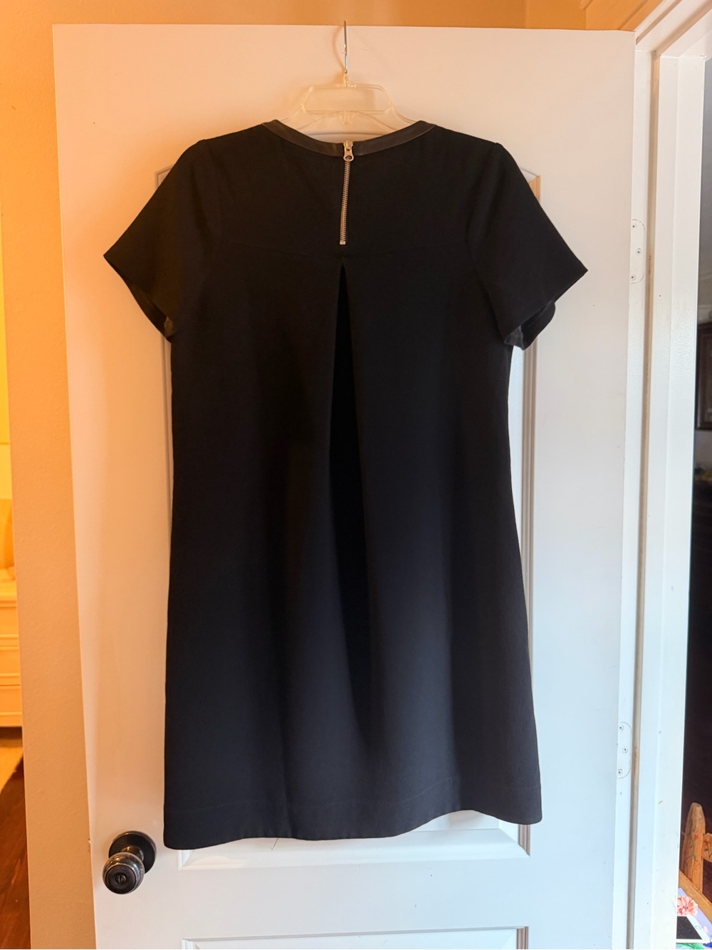 Madewell Black Short-Sleeve Shift Dress with Trim - Picture 3 of 5